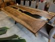 Купити Table wood and epoxy resin Nussbaum-Fluss від MAIIMO