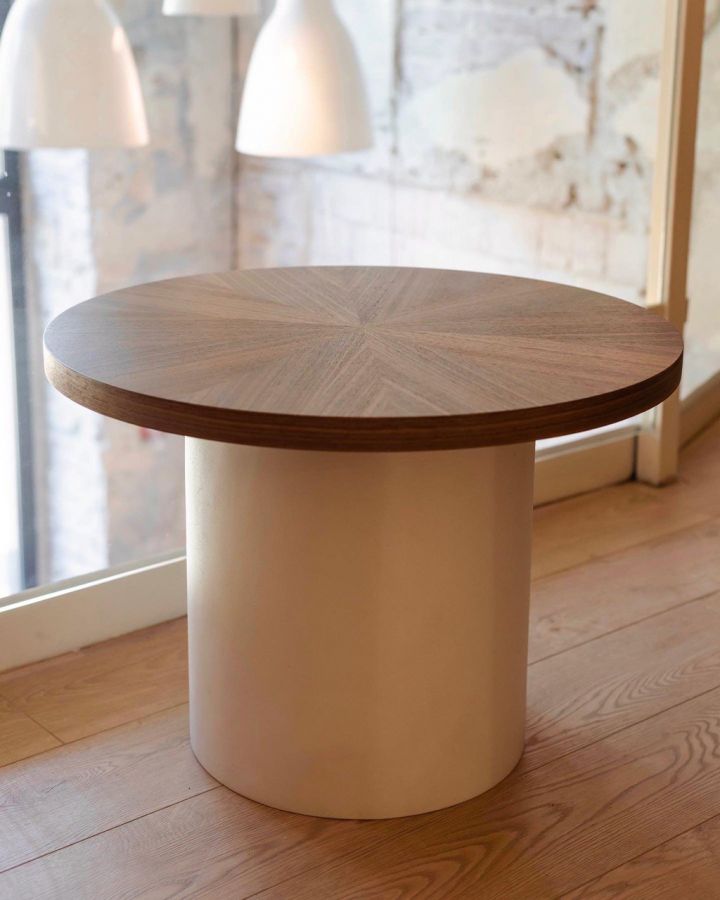 Купити Dining table LAD від MAIIMO