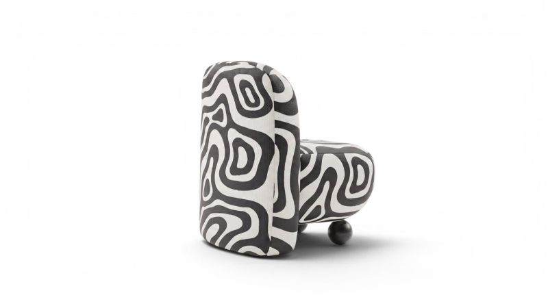 Купити Oasis Motif Armchair with Prints від MAIIMO