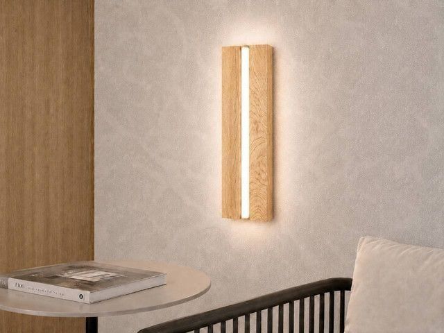 Лінійний настінний світильник Oakline Vertical — MAIIMO