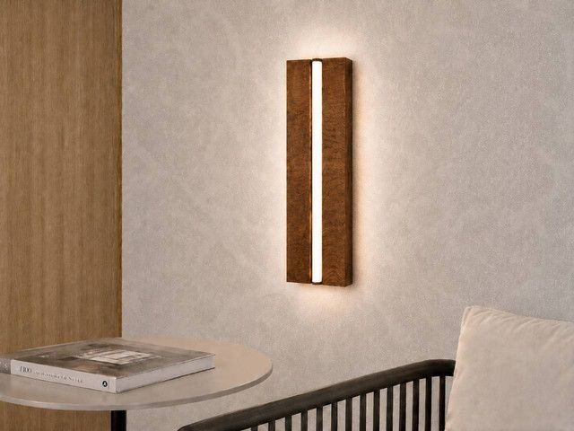 Лінійний настінний світильник Oakline Vertical — MAIIMO