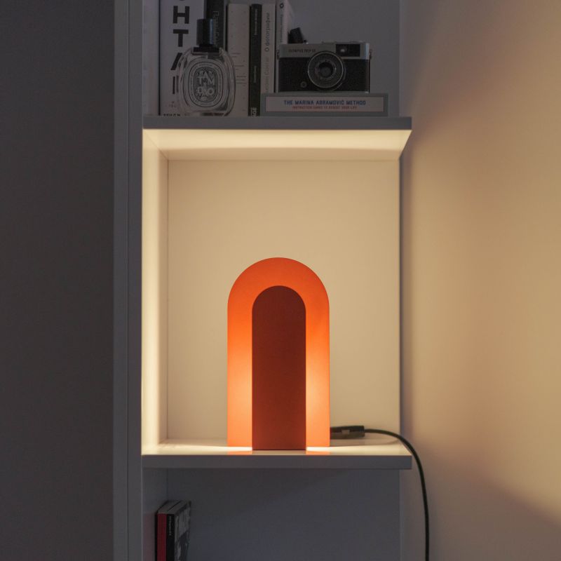 Купити Table lamp Ortus Bend Atelier від MAIIMO