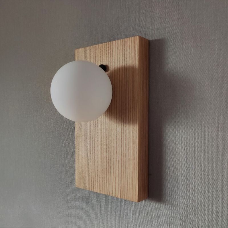 Купити Настінний світильник Opal Wooden Light від MAIIMO