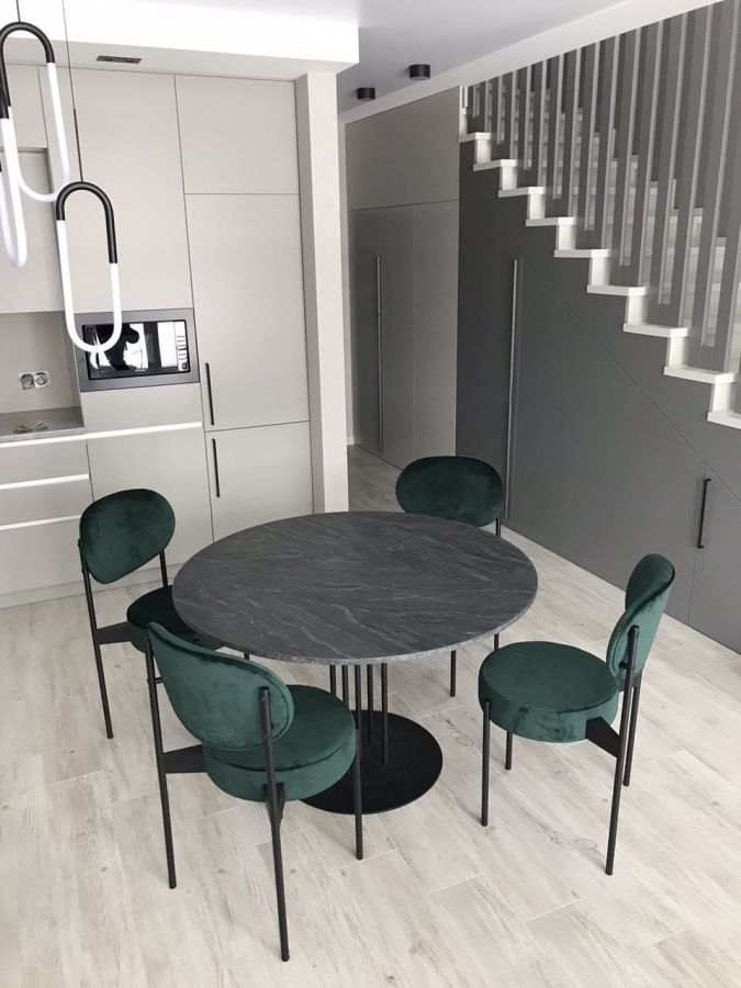 Купити Обідній стіл PIPE Table від MAIIMO
