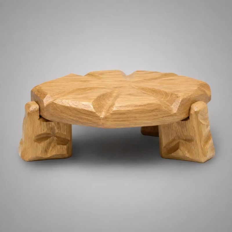 Купити Tobacco-Finish Wooden Plant Stand від MAIIMO
