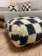 Купити Pouf sheep's wool Quadro від MAIIMO