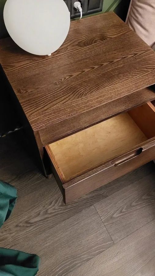 Купити Line Bedside Table від MAIIMO