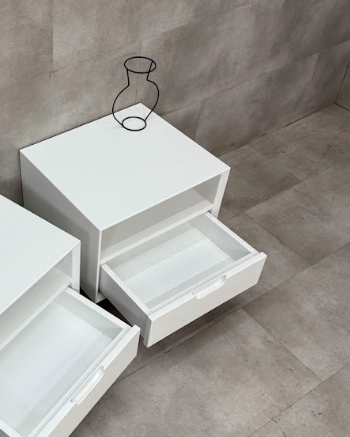 Купити Line Bedside Table від MAIIMO