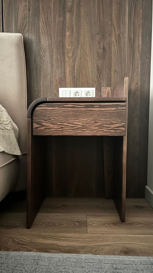 Купити Modif Bedside Table від MAIIMO