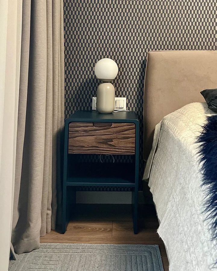 Купити Shine Bedside Table від MAIIMO