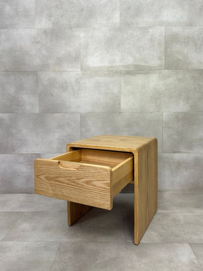 Купити Shine Bedside Table від MAIIMO