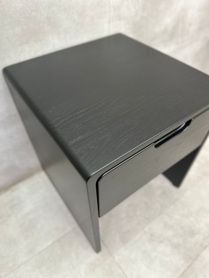 Купити Shine Bedside Table від MAIIMO