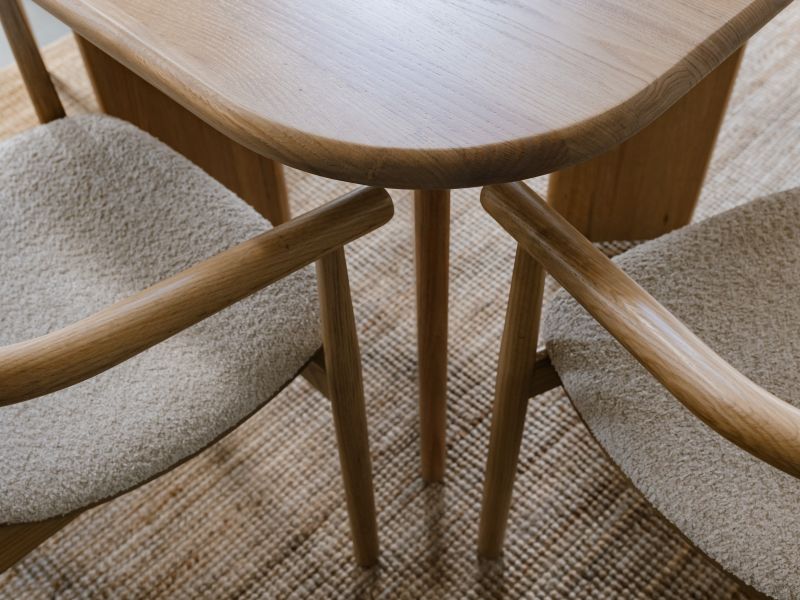 Купити Стіл CALM квадратний від MAIIMO