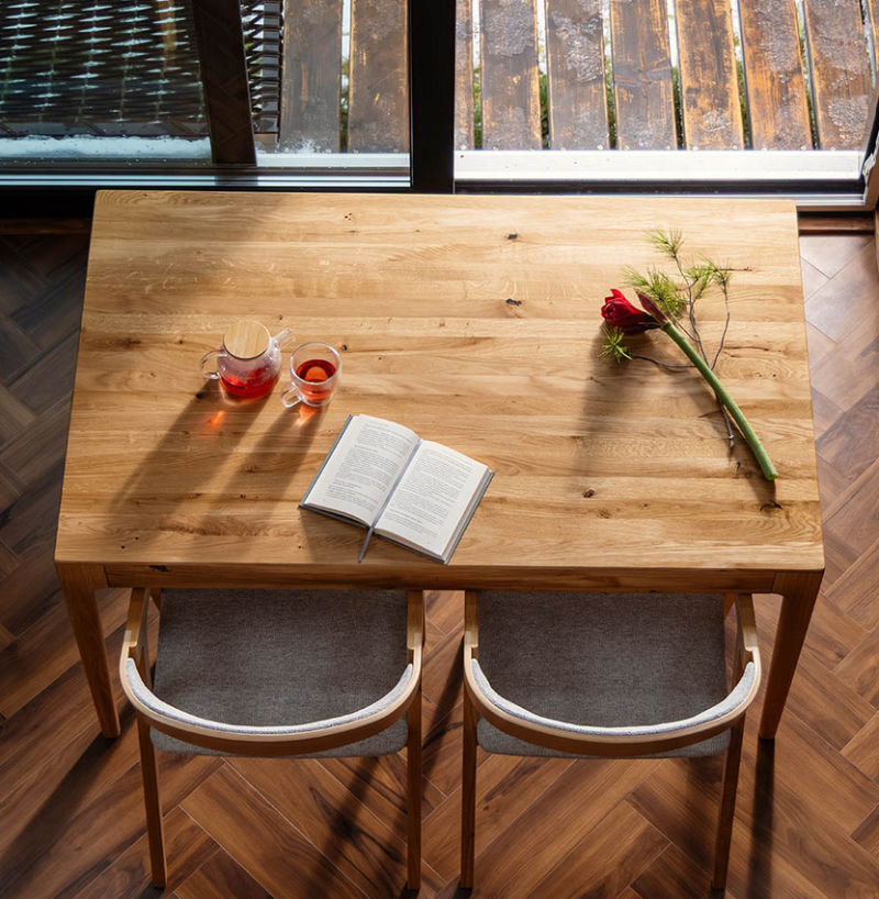 Купити Table Denis  від MAIIMO