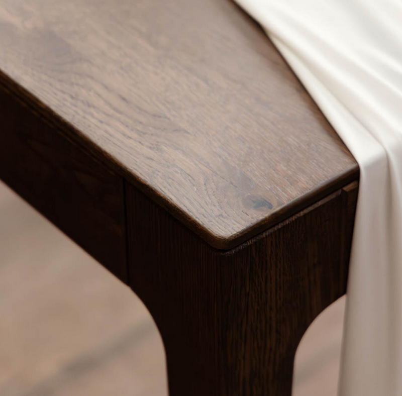 Купити Table Denis  від MAIIMO