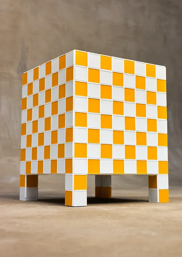 Купити Tile table Cube Legs  від MAIIMO