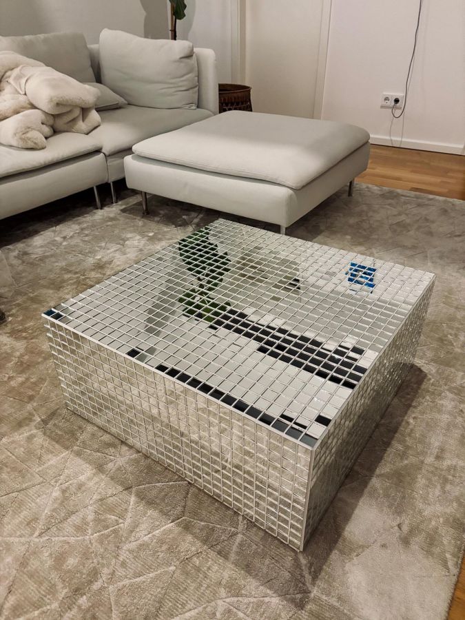 Купити Столик з плитки Mirror table, 80/80 см від MAIIMO