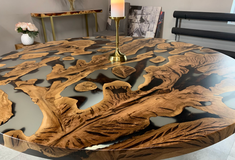 Купити Table wood and epoxy resin Eichewurzel від MAIIMO