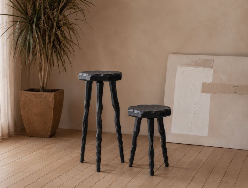 Купити White Wooden Stool від MAIIMO