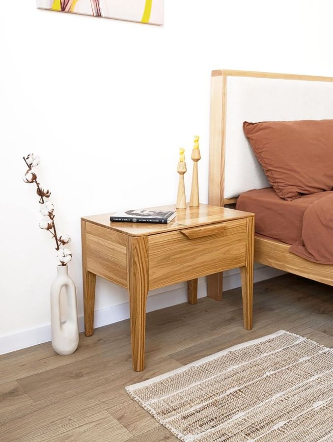 Купити Daito Bedside Table від MAIIMO