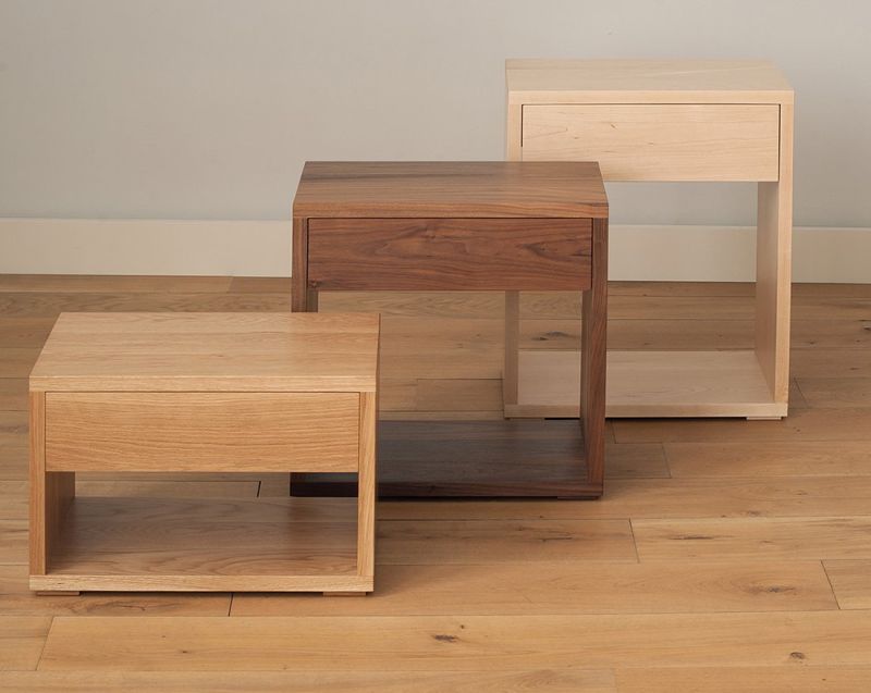 Купити Kanington Bedside Table від MAIIMO