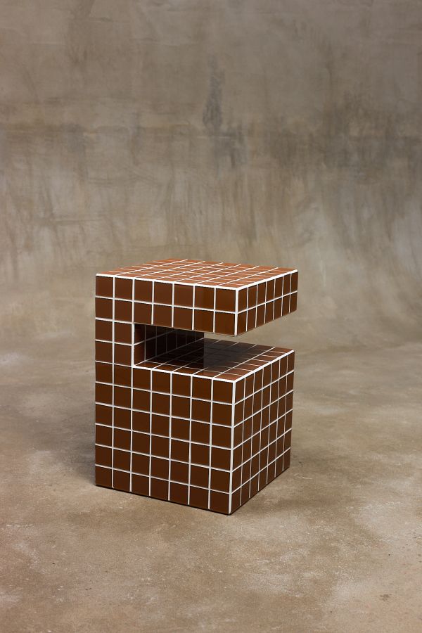 Купити Столик з плитки CUBE SHELF від MAIIMO