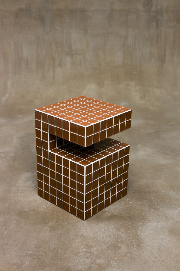 Купити Столик з плитки CUBE SHELF від MAIIMO