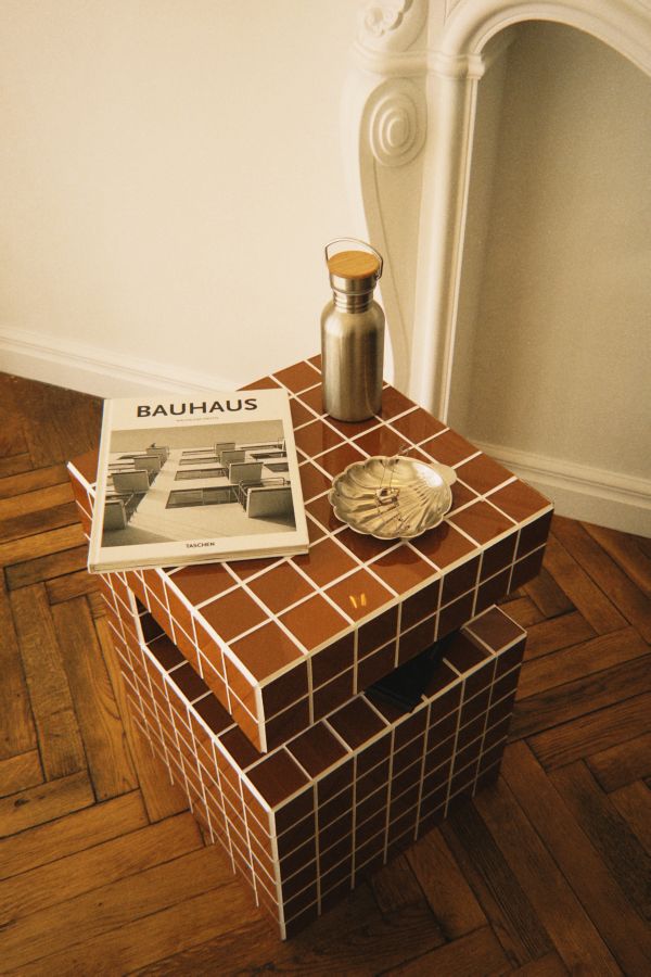 Купити Столик з плитки CUBE SHELF від MAIIMO
