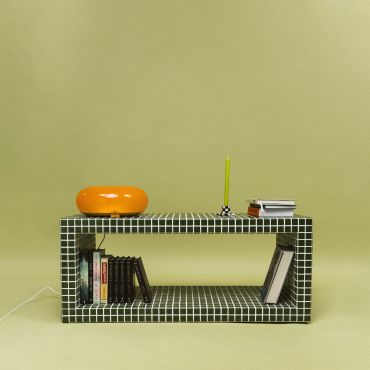 Столик з плитки FLAT CUBE TABLE