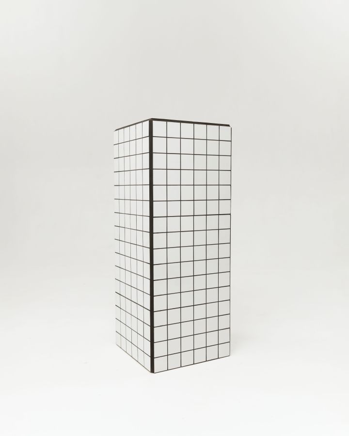 Купити Столик з плитки LONGE CUBE від MAIIMO