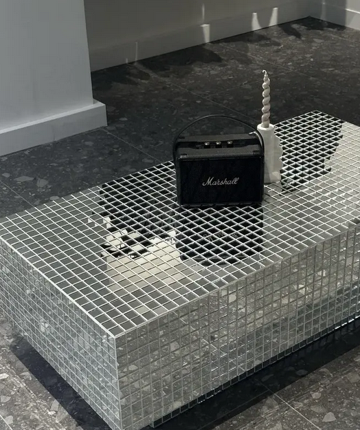Купити Столик из плитки TABLE CUBE від MAIIMO